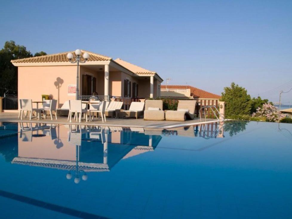μέλυδρον Skala (Kefalonia)